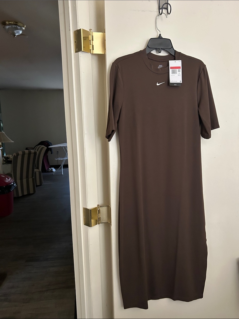 Nike Women’s Brown Short-Sleeve Midi Dress